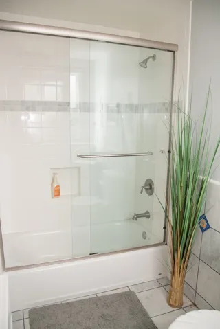 Back bedroom shower