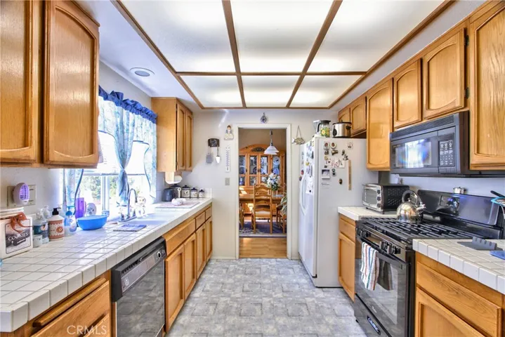 29825 Vail Brook Drive, Temecula, California 92591