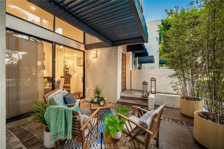 5416 Heron Bay, Long Beach, California 90803