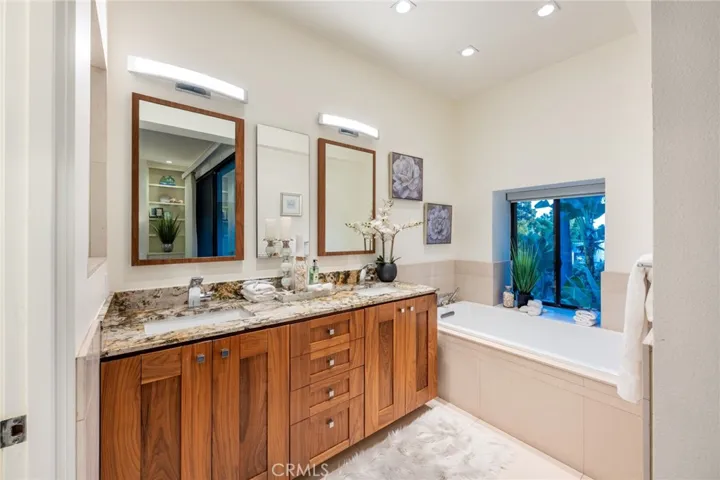 5416 Heron Bay, Long Beach, California 90803