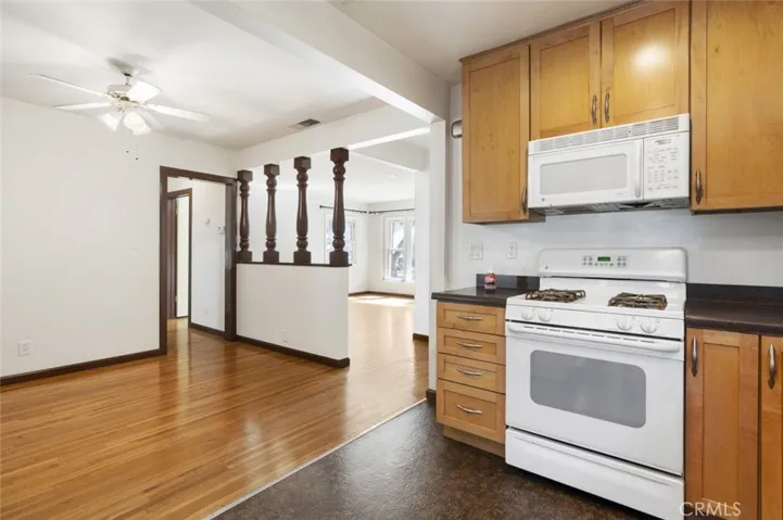 6007 Village Road, Lakewood, California 90713