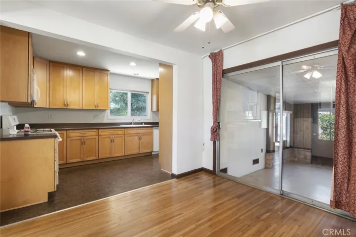 6007 Village Road, Lakewood, California 90713