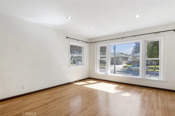 6007 Village Road, Lakewood, California 90713