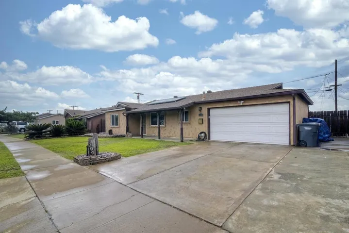 1794 Peppervilla Dr, El Cajon, California 92021
