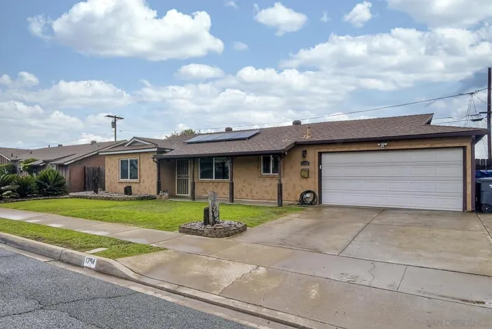 1794 Peppervilla Dr, El Cajon, California 92021