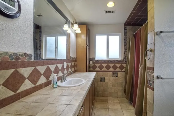 1794 Peppervilla Dr, El Cajon, California 92021