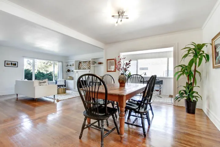 628 Euclid Street, Santa Monica, California 90402