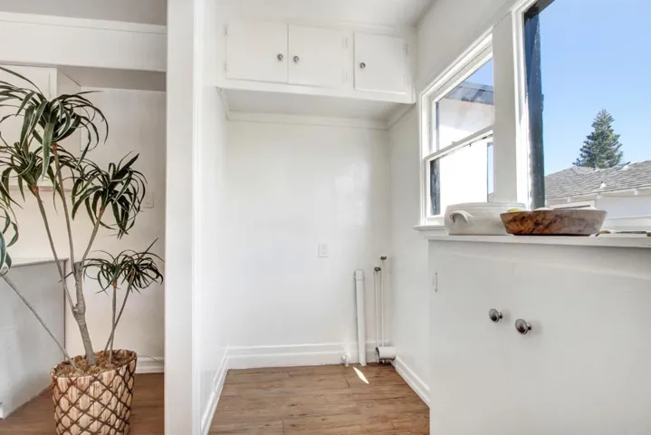 628 Euclid Street, Santa Monica, California 90402