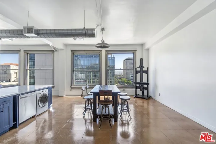 108 W 2nd Street 915, Los Angeles, California 90012