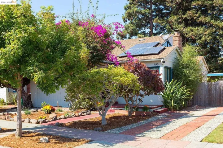 5901 Columbia Avenue, Richmond, California 94804