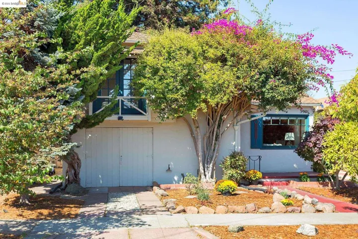 5901 Columbia Avenue, Richmond, California 94804