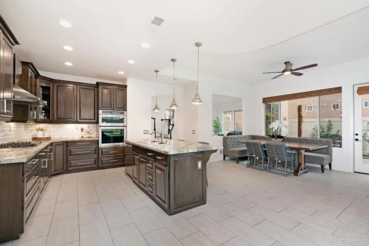 7111 Tanager Drive, Carlsbad, California 92011