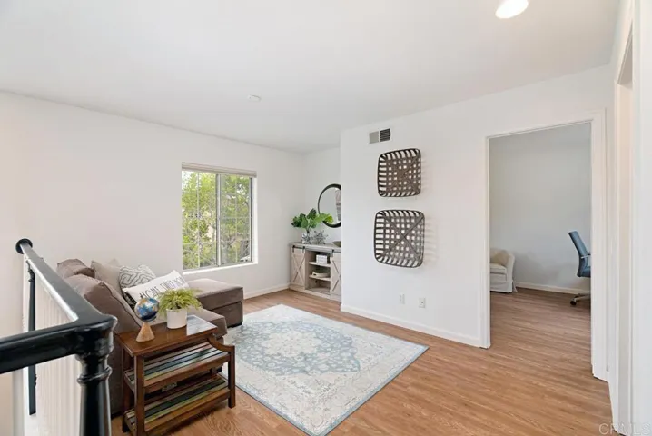 7111 Tanager Drive, Carlsbad, California 92011