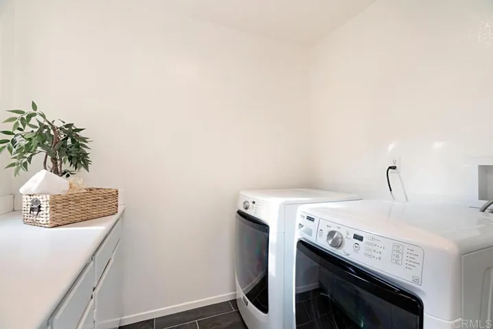7111 Tanager Drive, Carlsbad, California 92011