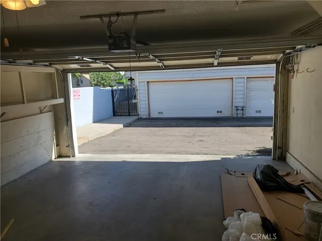 13945 Osborne Street B101, Arleta, California 91331