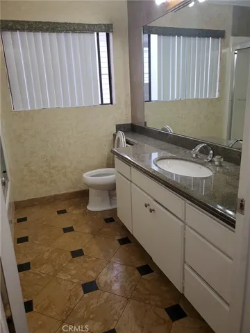 13945 Osborne Street B101, Arleta, California 91331
