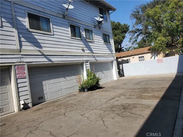 13945 Osborne Street B101, Arleta, California 91331