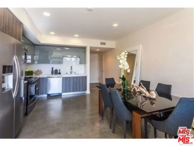 11925 Kling Street 407, Valley Village, California 91607