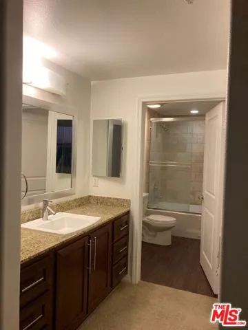11925 Kling Street 407, Valley Village, California 91607