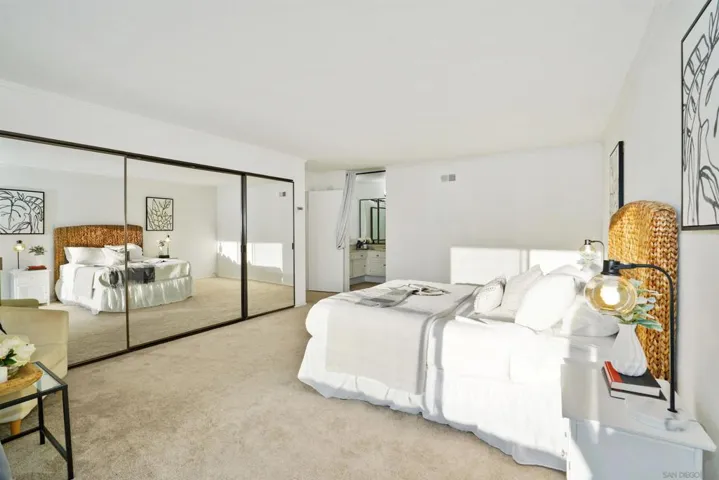 5556 Caminito Consuelo, La Jolla, California 92037