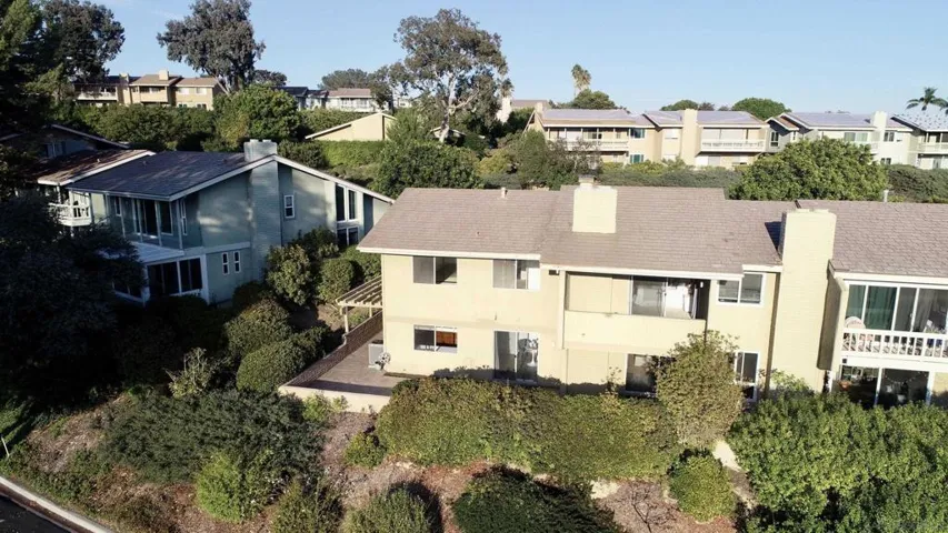 5556 Caminito Consuelo, La Jolla, California 92037