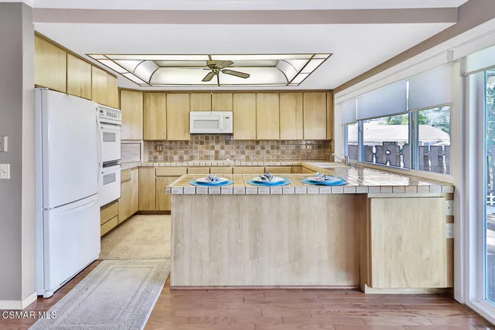 dKitchen and Dining3