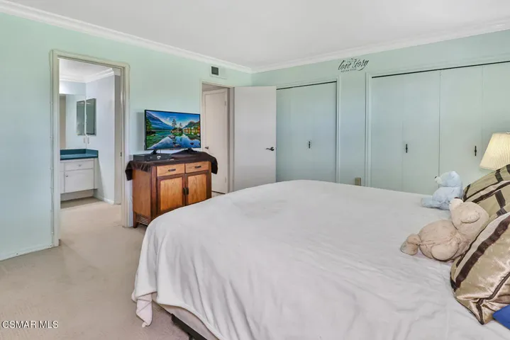 eMain Bedroom Suite3