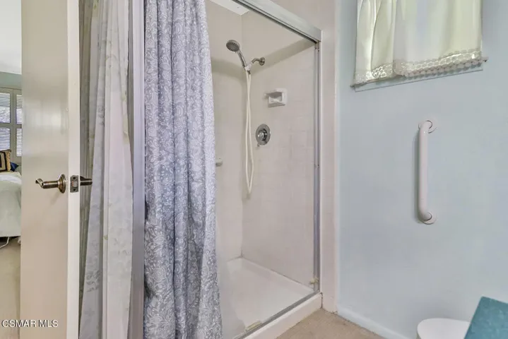 eMain Bedroom Suite6