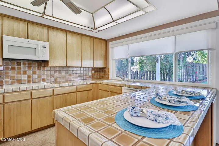dKitchen and Dining4