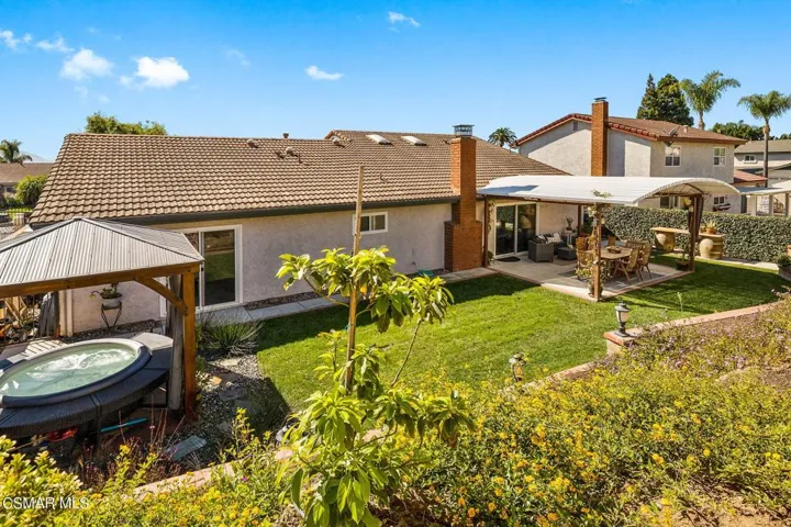 36-web-or-mls-UpmarketMedia_521CorteAgua