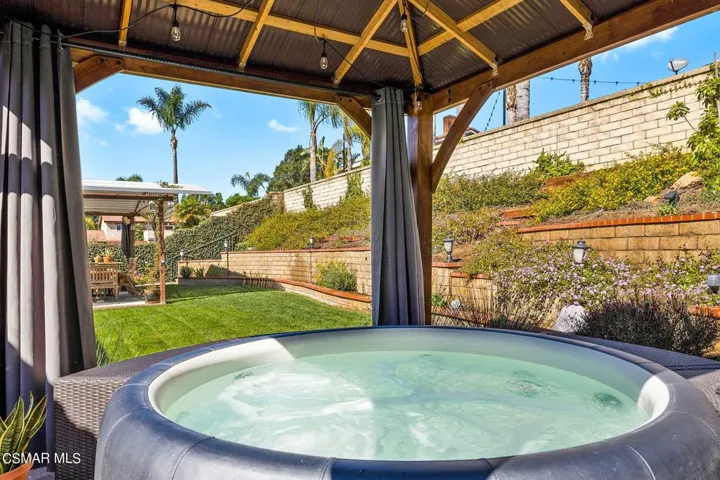 38-web-or-mls-UpmarketMedia_521CorteAgua