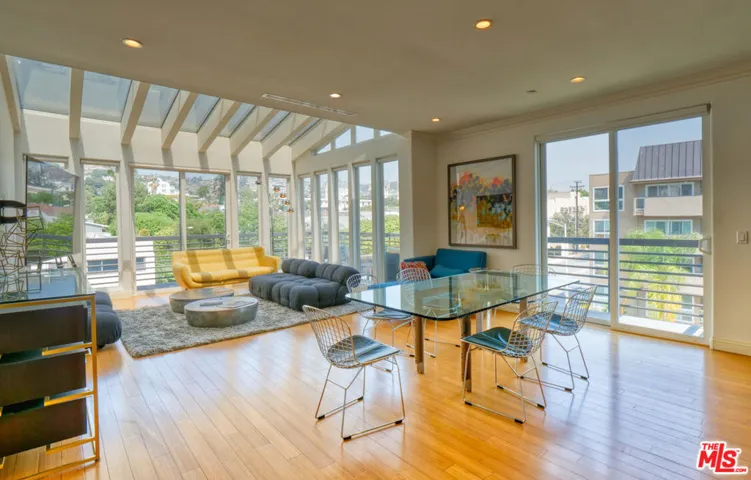 1283 Havenhurst Drive, West Hollywood, California 90046