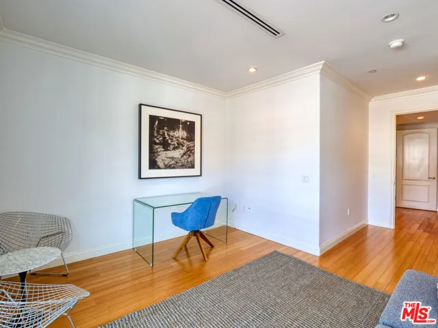 1283 Havenhurst Drive, West Hollywood, California 90046