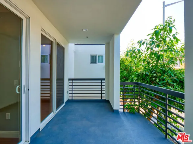 1283 Havenhurst Drive, West Hollywood, California 90046
