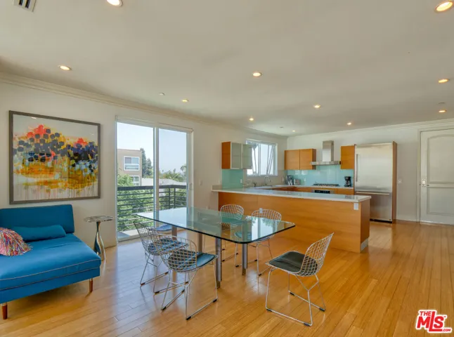 1283 Havenhurst Drive, West Hollywood, California 90046