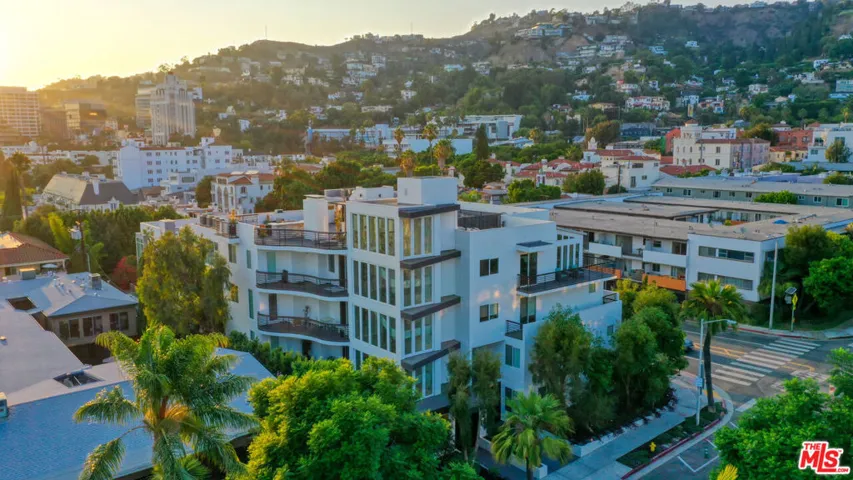 1283 Havenhurst Drive, West Hollywood, California 90046