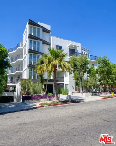 1283 Havenhurst Drive, West Hollywood, California 90046