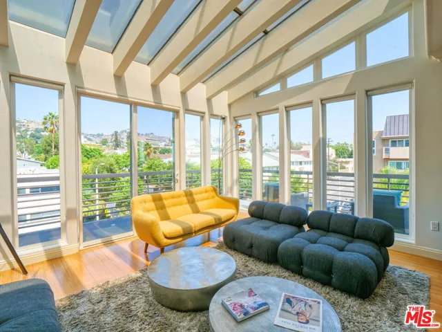 1283 Havenhurst Drive, West Hollywood, California 90046