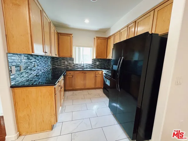 12132 Hart Street 202, North Hollywood, California 91605