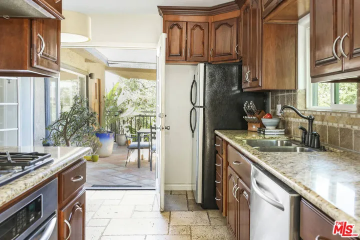 1430 Wildwood Drive, Los Angeles, California 90041