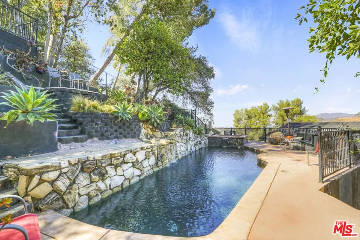 1430 Wildwood Drive, Los Angeles, California 90041