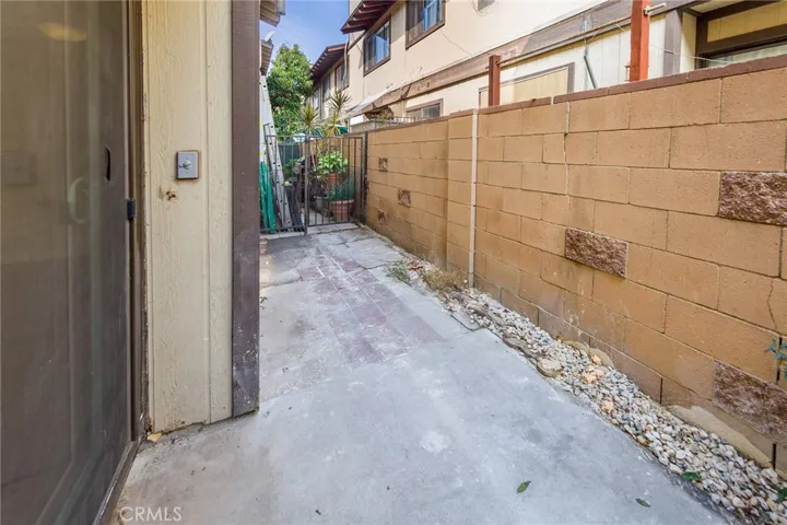 9603 Van Nuys Boulevard E, Panorama City, California 91402