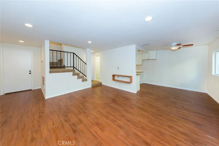 9603 Van Nuys Boulevard E, Panorama City, California 91402