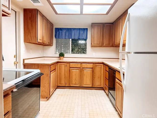 2 Oak Drive, Chico, California 95926