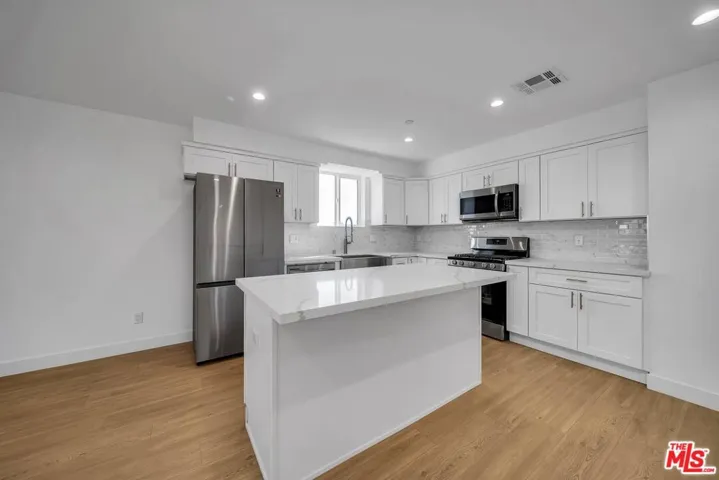 229 N Park View Street B, Los Angeles, California 90026