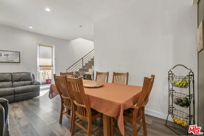 9237 Wakefield Avenue 10, Panorama City, California 91402