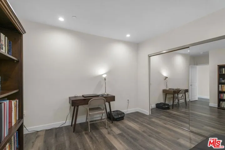 9237 Wakefield Avenue 10, Panorama City, California 91402