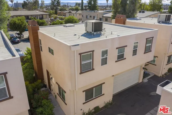 9237 Wakefield Avenue 10, Panorama City, California 91402