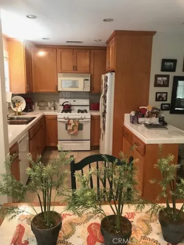 Unit Dining Area