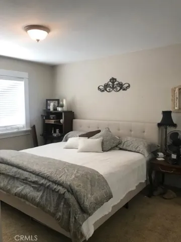Unit Bedroom